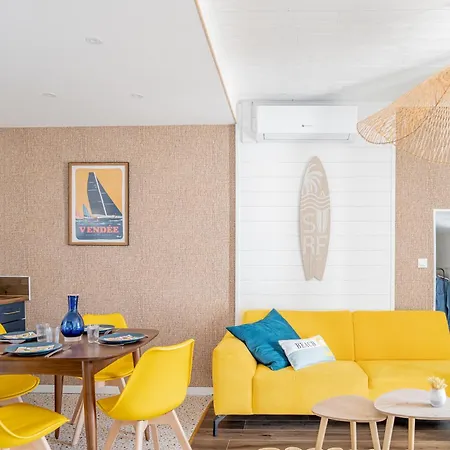 Holiday home Four Lairoux
